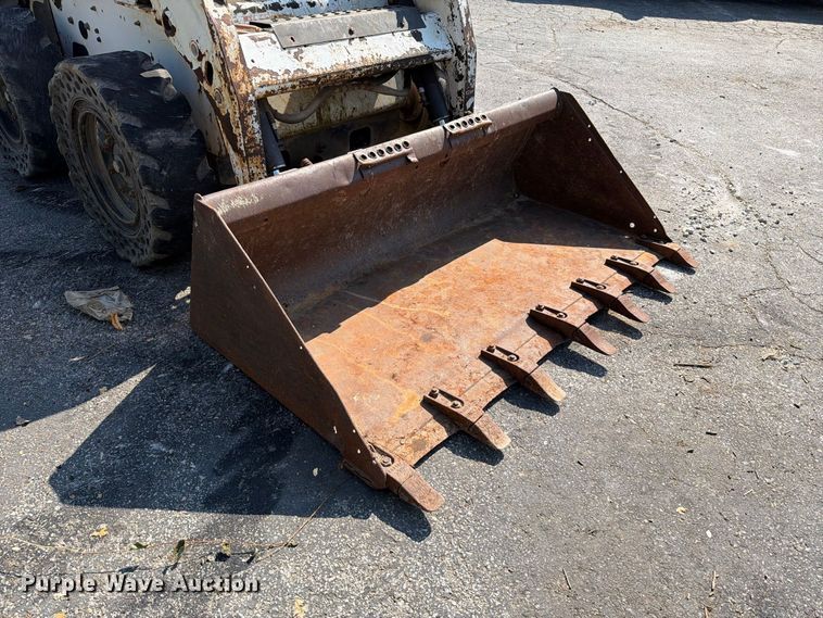 image for item FT6222 2007 Bobcat S150 skid steer loader