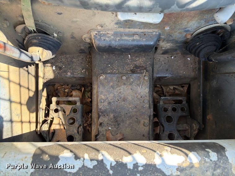 image for item FT6222 2007 Bobcat S150 skid steer loader
