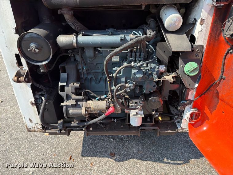 image for item FT6222 2007 Bobcat S150 skid steer loader