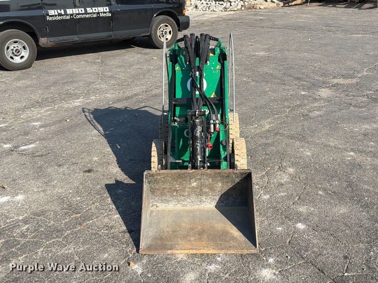 image for item FT6223 2021 Sherpa 100ECO compact utility loader