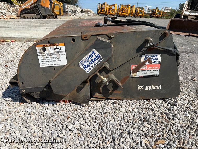 image for item FT6227 2019 Bobcat 72 skid steer sweeper