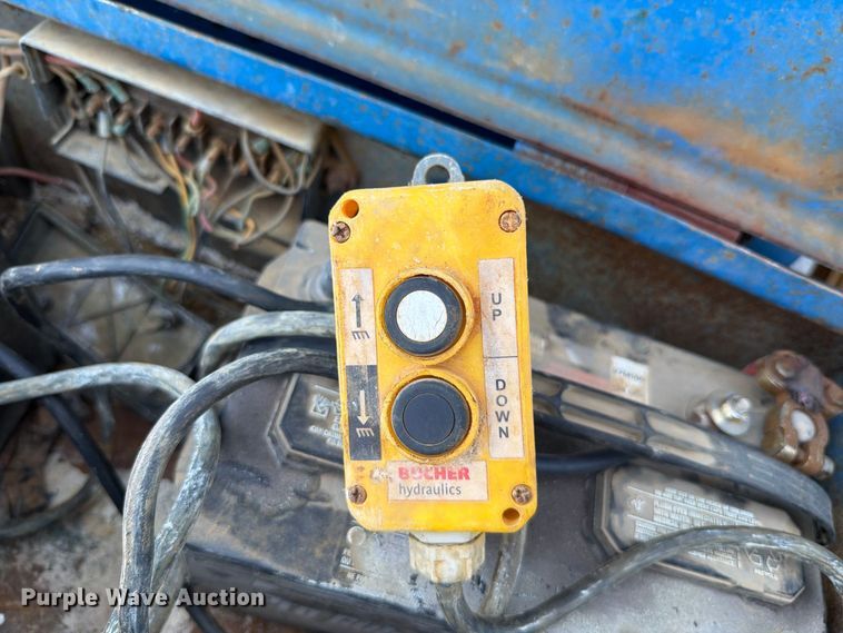 image for item FT6228 Region Welding 14000-LBDT dump trailer