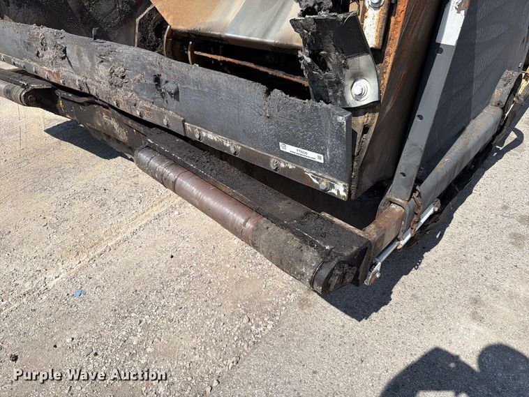 image for item FT6230 Roadtec SB-2500C material transfer vehicle