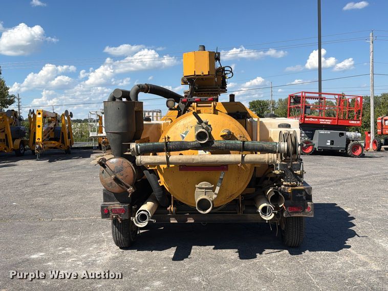 image for item FT6245 2016 Vermeer VX50-500 vacuum excavator