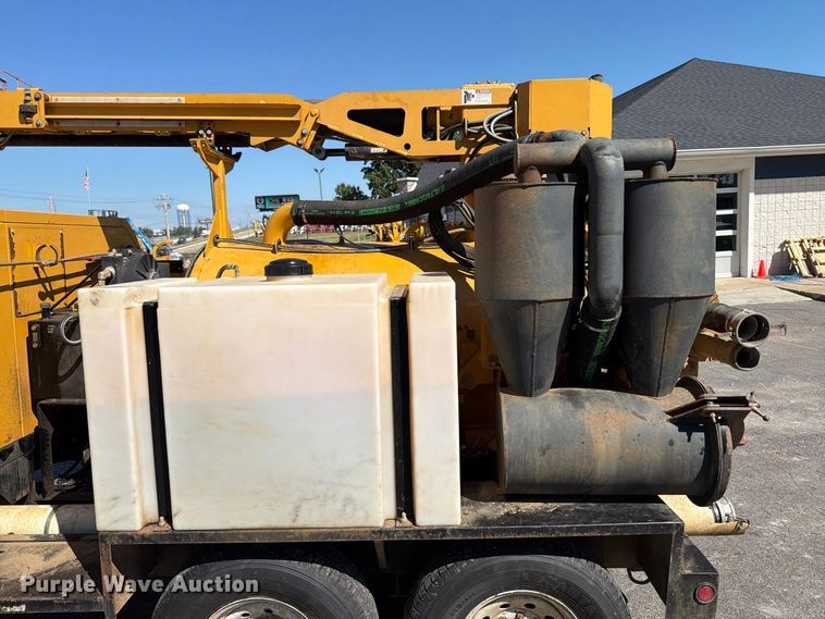image for item FT6245 2016 Vermeer VX50-500 vacuum excavator