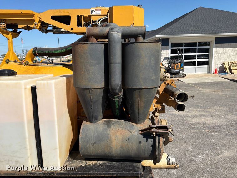 image for item FT6245 2016 Vermeer VX50-500 vacuum excavator