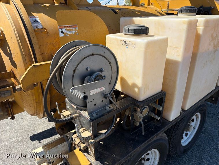 image for item FT6245 2016 Vermeer VX50-500 vacuum excavator