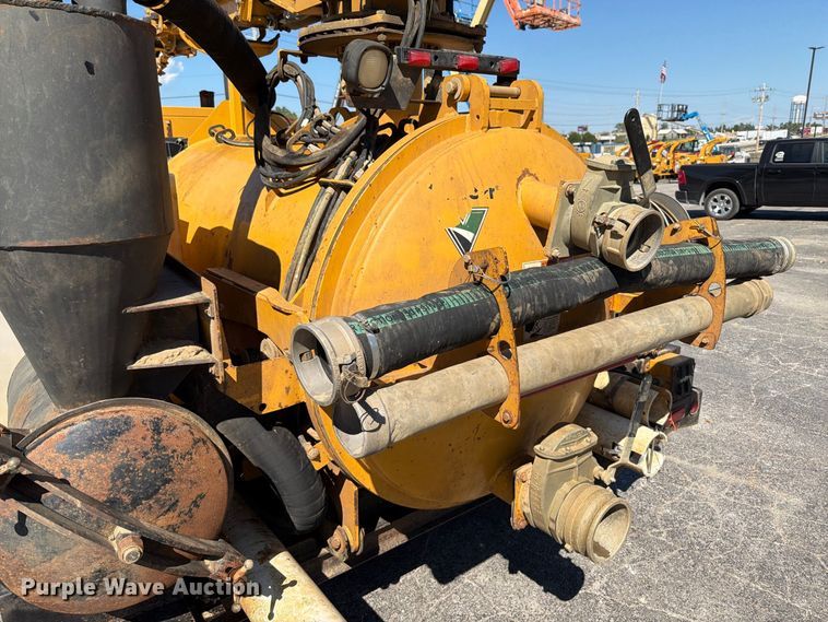 image for item FT6245 2016 Vermeer VX50-500 vacuum excavator