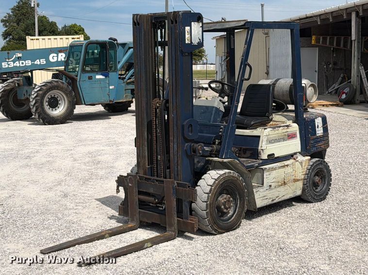image for item FT6263 Komatsu FG25ST11 forklift