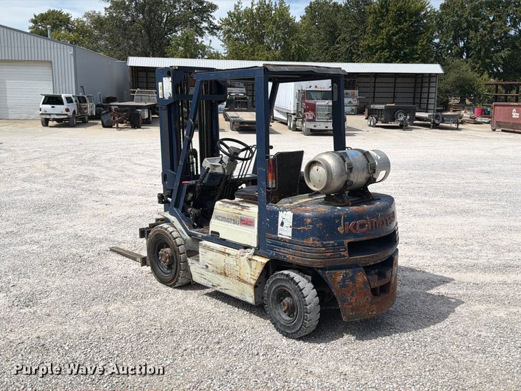 image for item FT6263 Komatsu FG25ST11 forklift