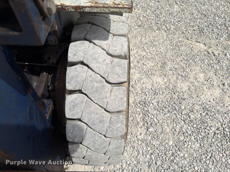 image for item FT6263 Komatsu FG25ST11 forklift