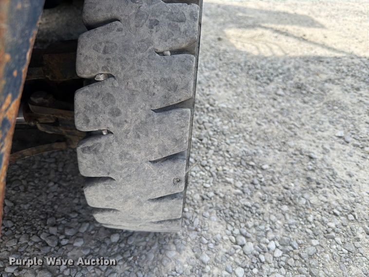 image for item FT6263 Komatsu FG25ST11 forklift