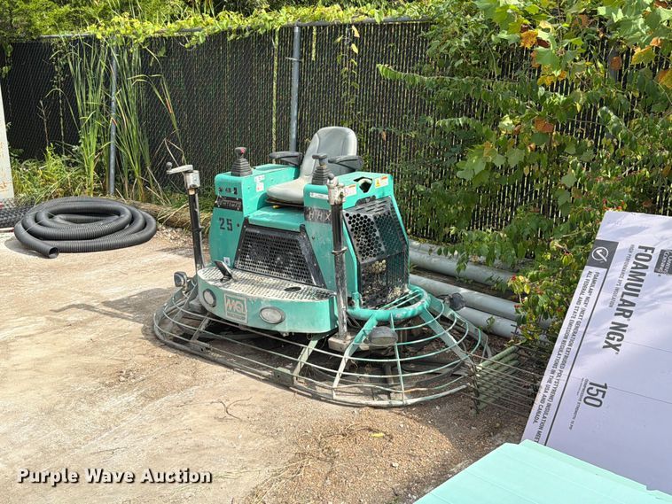 2012 Multiquip Whiteman HHXD5 power trowel
