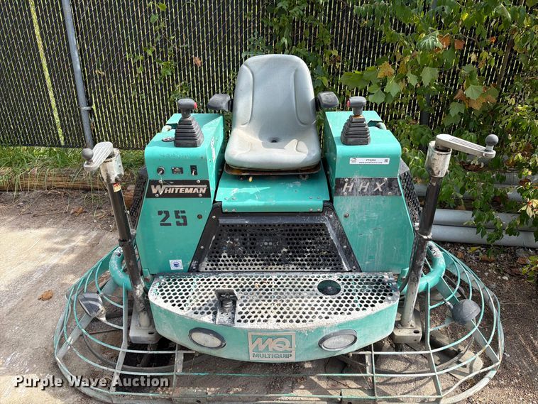 image for item FT6269 2012 Multiquip Whiteman HHXD5 power trowel