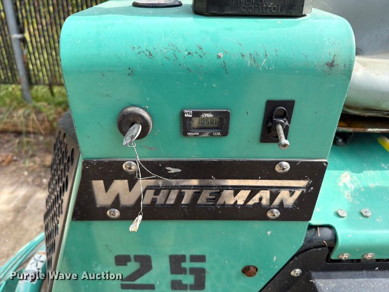 image for item FT6269 2012 Multiquip Whiteman HHXD5 power trowel