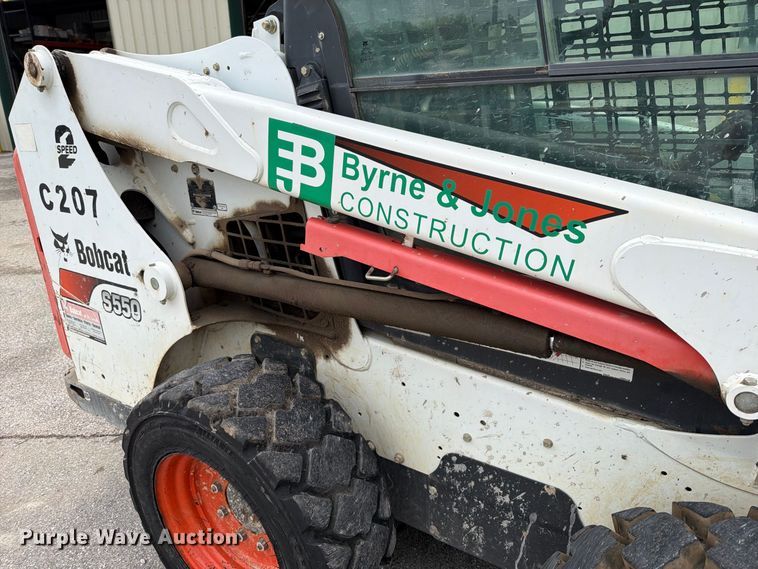 image for item FT6289 2017 Bobcat S550 skid steer loader