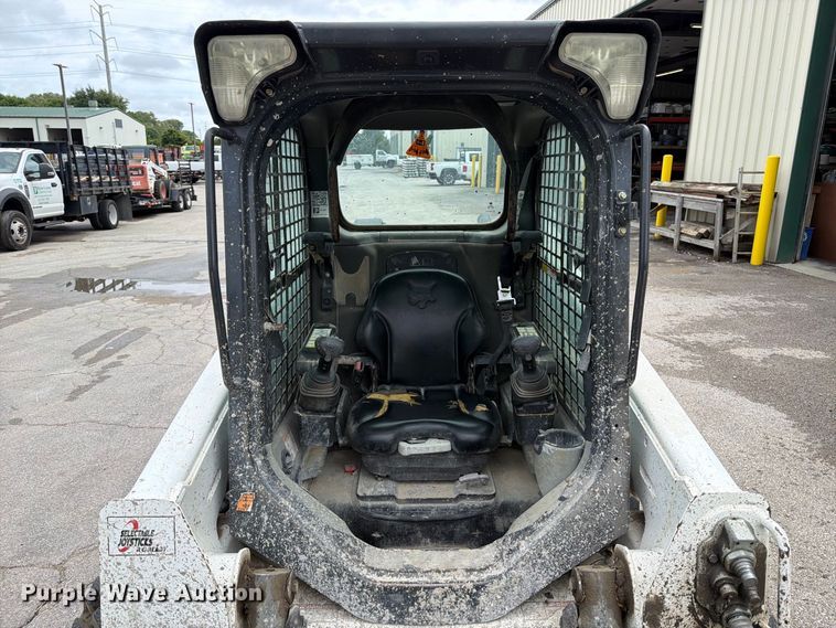 image for item FT6289 2017 Bobcat S550 skid steer loader