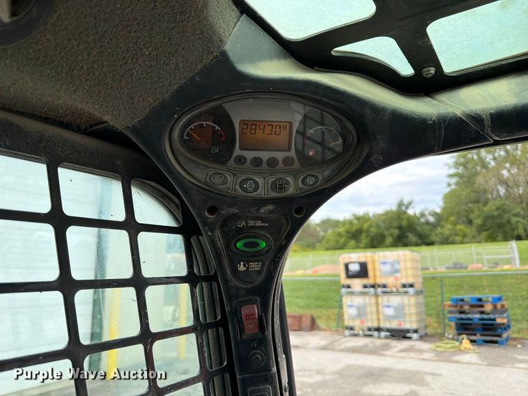 image for item FT6289 2017 Bobcat S550 skid steer loader
