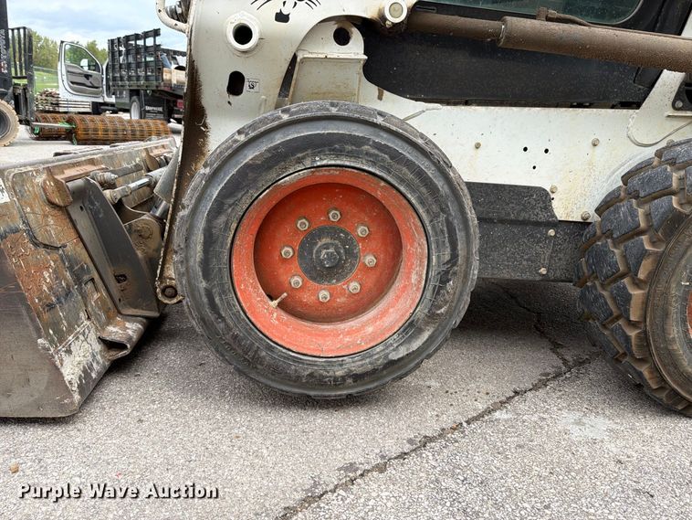 image for item FT6289 2017 Bobcat S550 skid steer loader