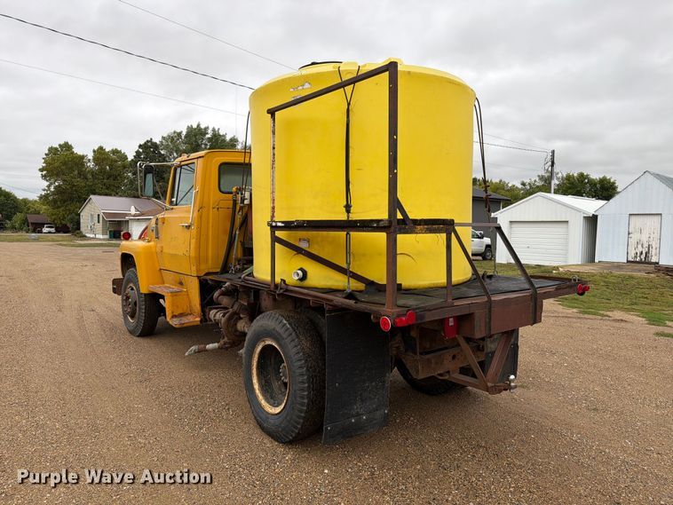 image for item FT6715 1973 Ford F810 sewer jetter truck