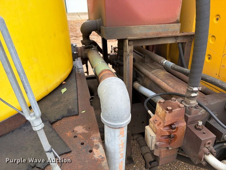 image for item FT6715 1973 Ford F810 sewer jetter truck