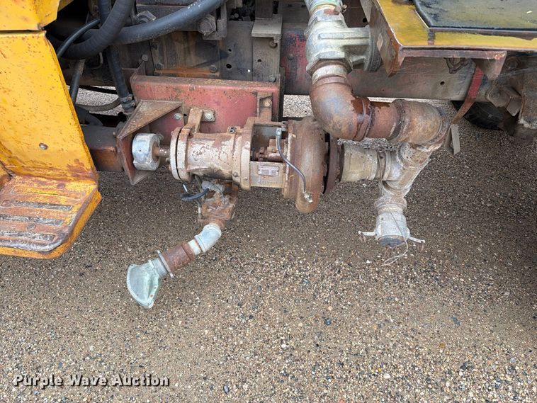 image for item FT6715 1973 Ford F810 sewer jetter truck