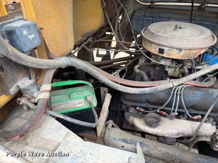 image for item FT6715 1973 Ford F810 sewer jetter truck