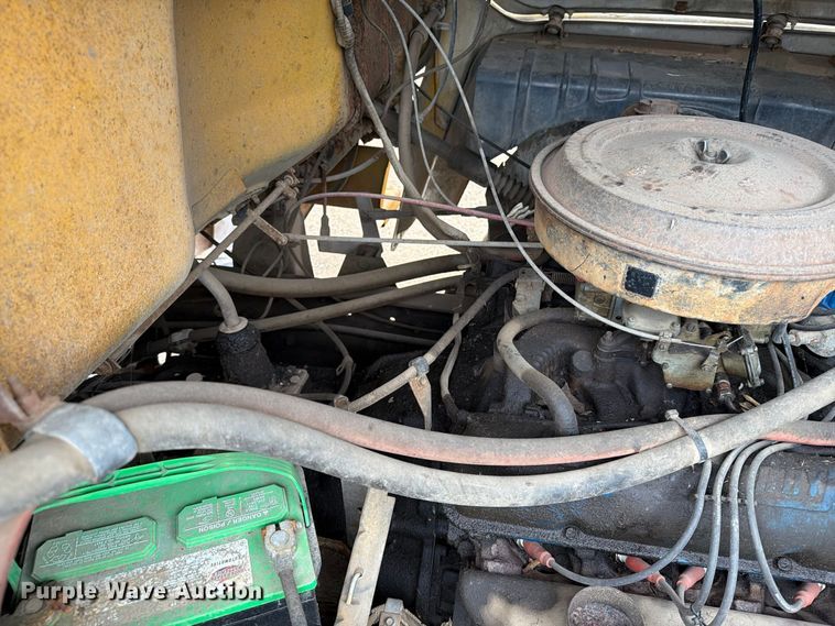 image for item FT6715 1973 Ford F810 sewer jetter truck