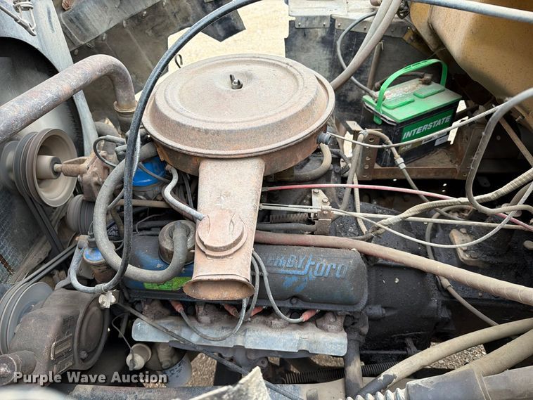 image for item FT6715 1973 Ford F810 sewer jetter truck