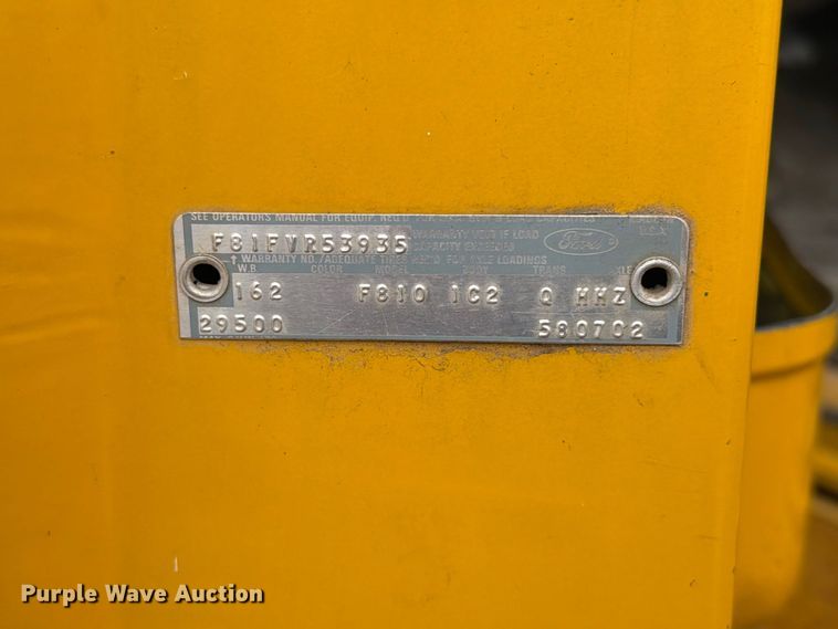 image for item FT6715 1973 Ford F810 sewer jetter truck
