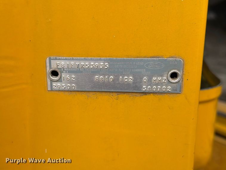 image for item FT6715 1973 Ford F810 sewer jetter truck