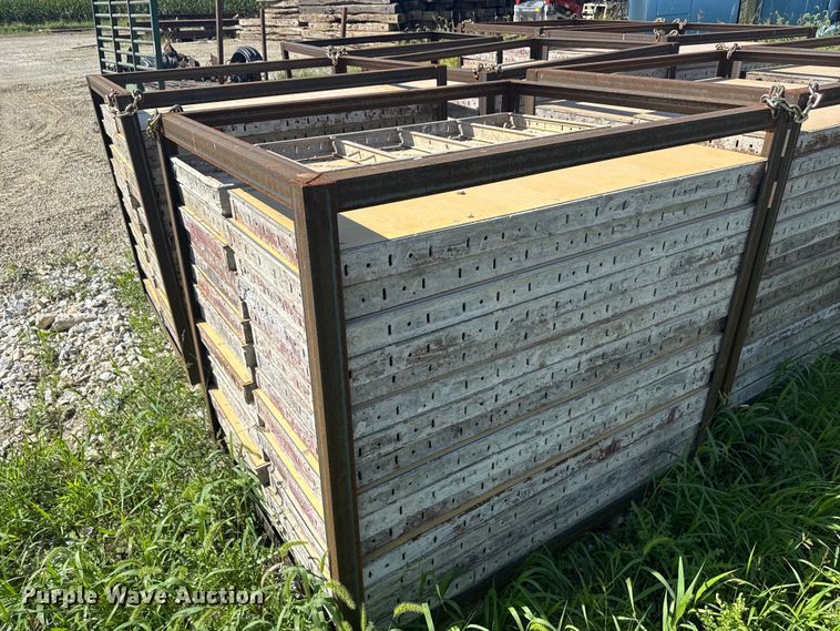 image for item FT8011 246 concrete forms