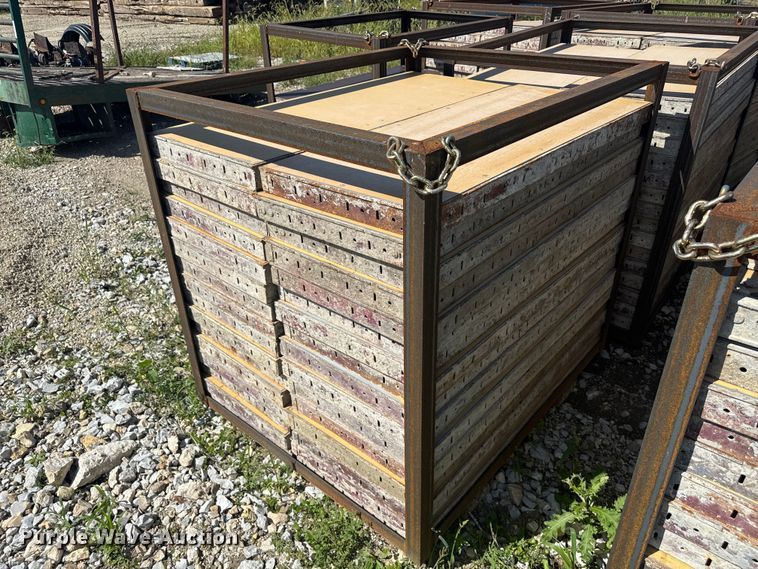 image for item FT8011 246 concrete forms