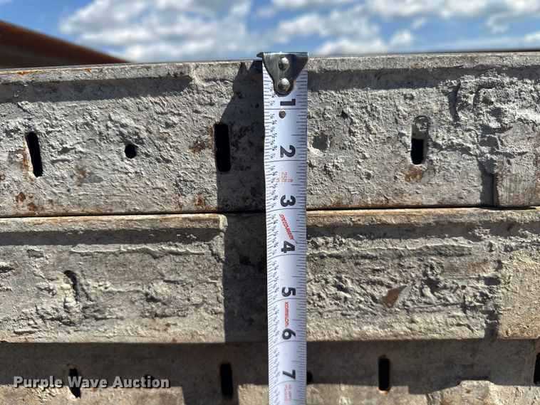 image for item FT8011 246 concrete forms