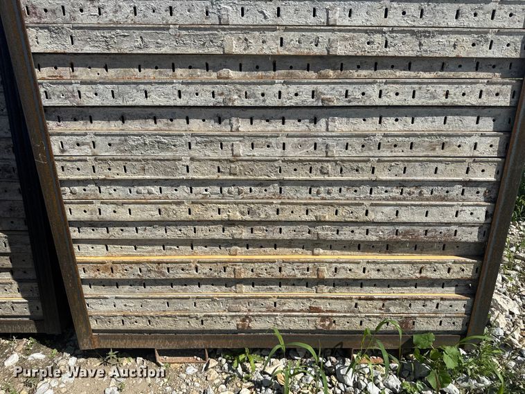 image for item FT8011 246 concrete forms