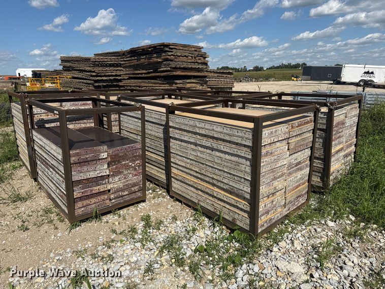 image for item FT8011 246 concrete forms