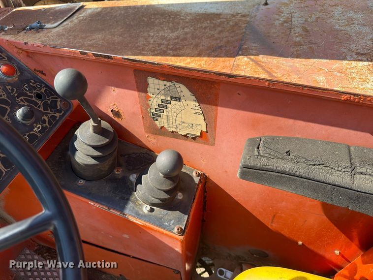 image for item FT8016 1994 Sky Track 8042 telehandler