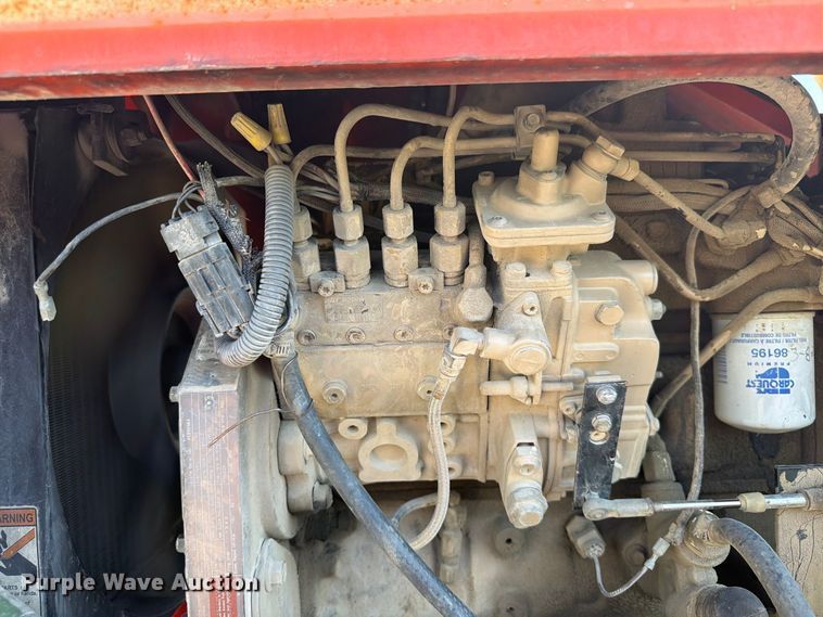 image for item FT8016 1994 Sky Track 8042 telehandler
