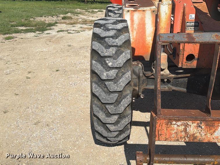 image for item FT8016 1994 Sky Track 8042 telehandler