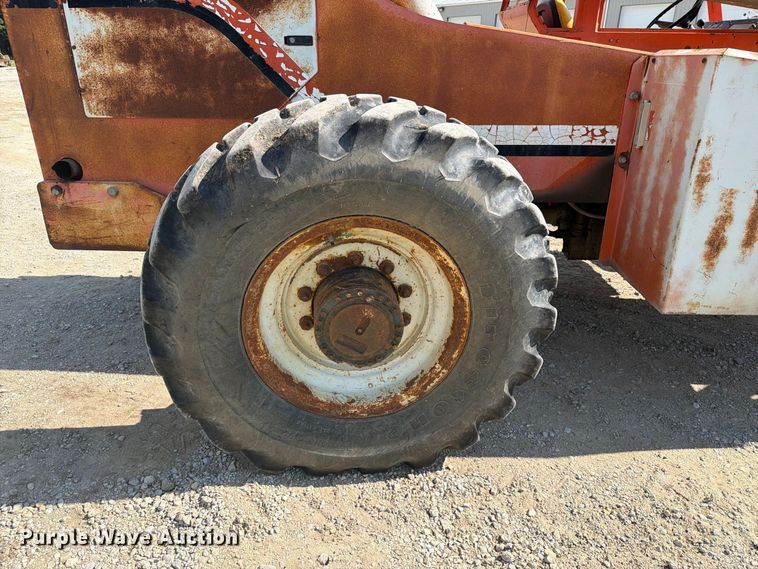 image for item FT8016 1994 Sky Track 8042 telehandler