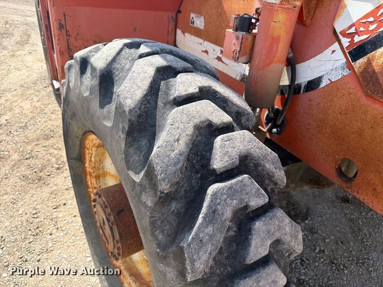 image for item FT8016 1994 Sky Track 8042 telehandler