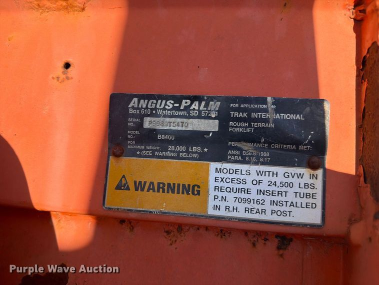 image for item FT8016 1994 Sky Track 8042 telehandler
