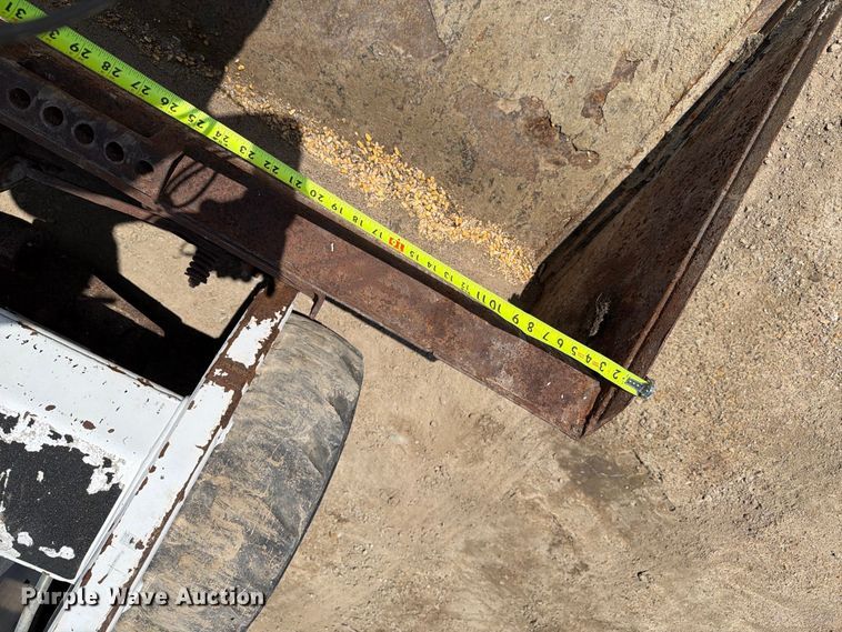 image for item FT8088 1999 Bobcat 751 skid steer loader