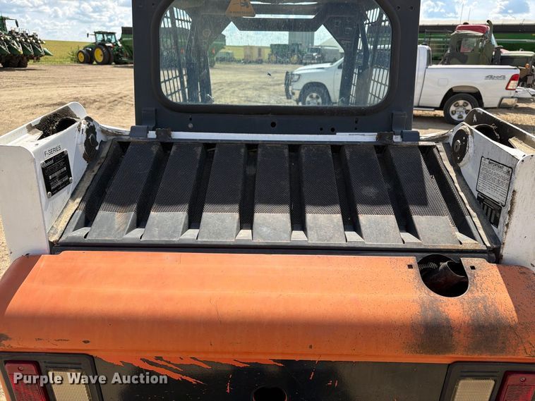 image for item FT8088 1999 Bobcat 751 skid steer loader