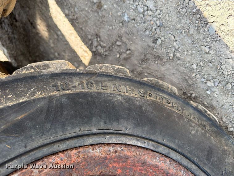 image for item FT8088 1999 Bobcat 751 skid steer loader