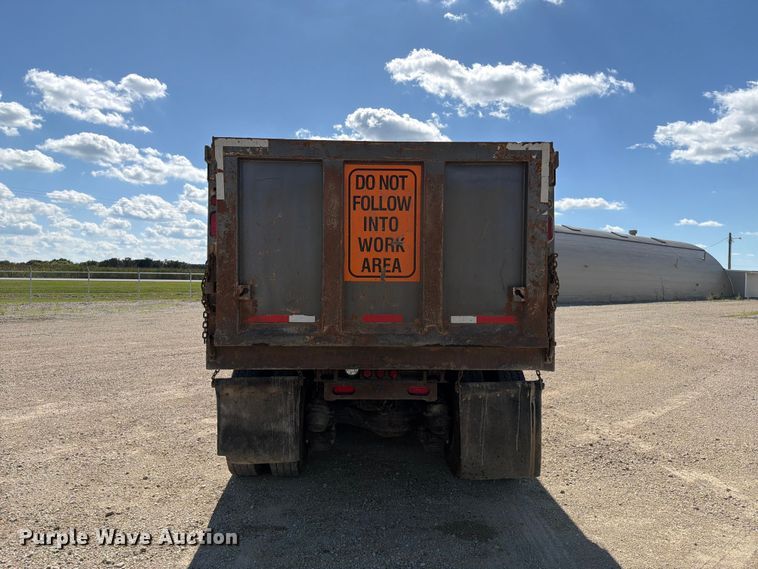 image for item FT8089 2005 Mack CV713 dump truck