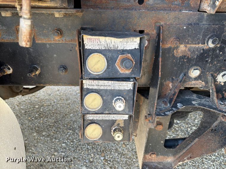 image for item FT8089 2005 Mack CV713 dump truck