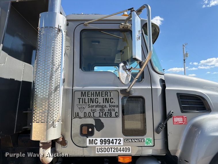 image for item FT8089 2005 Mack CV713 dump truck