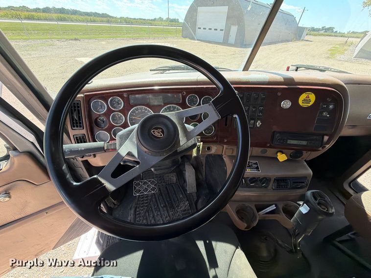 image for item FT8089 2005 Mack CV713 dump truck