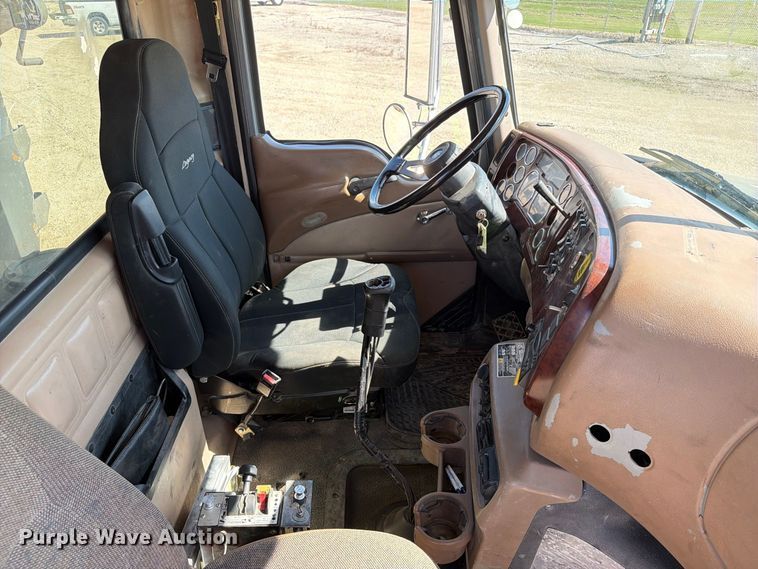 image for item FT8089 2005 Mack CV713 dump truck